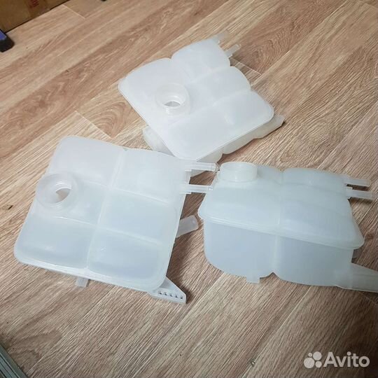 Бачки расширительные Ford Focus 2, Volvo, Mazda