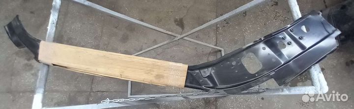 Стойка кузова передняя левая Mazda Bongo