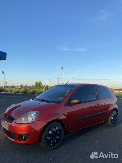 Ford Fiesta 1.4 МТ, 2006, 290 000 км