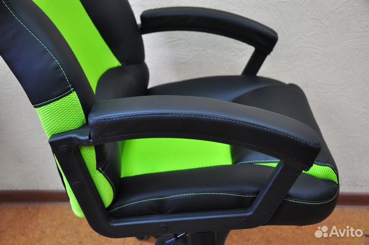 Компьютерное кресло офисное 