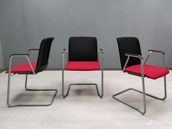 Стул офисный