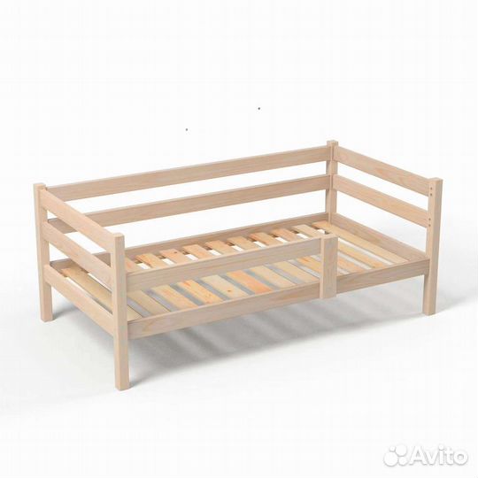 Детская кровать из массива
