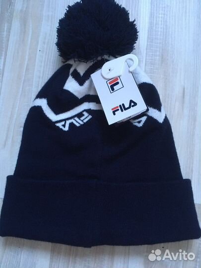 Шапка с помпоном Fila