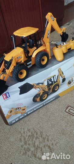 Трактор JCB игрушка на р.у