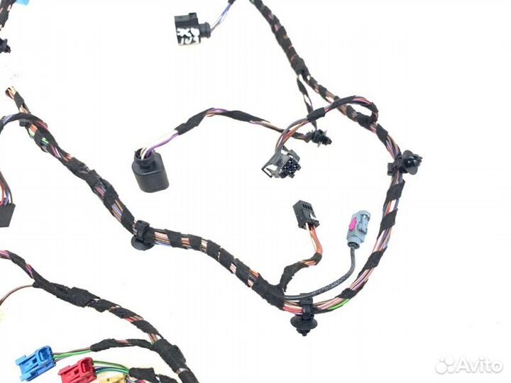 Проводка крышки багажника Volkswagen Passat B8