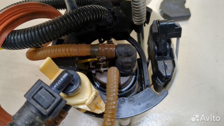 Насос топливный электрический Volkswagen Passat CC