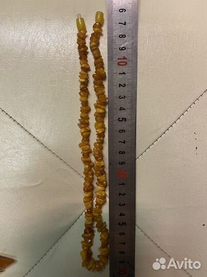 Янтарные бусы
