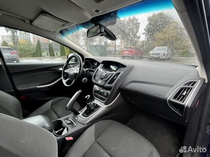 Ford Focus 1.6 МТ, 2012, 111 000 км