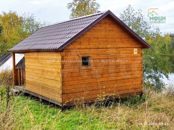 Дом 32,6 м² на участке 23 сот.