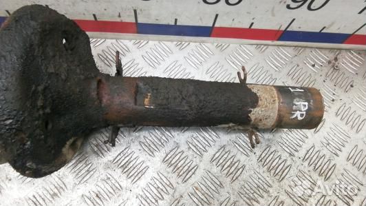 Стойка передняя правая volkswagen golf 4 (5ST01N50