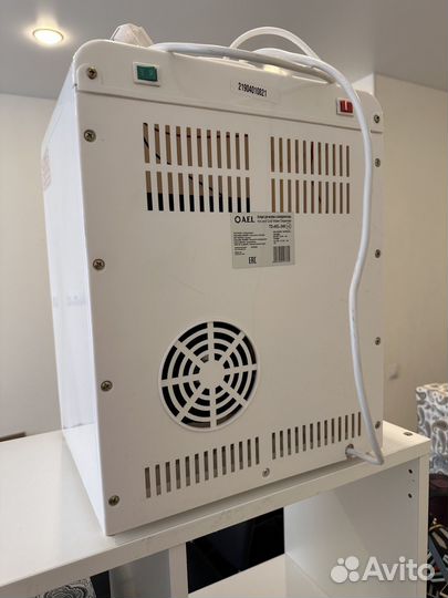 Кулер для воды настольный