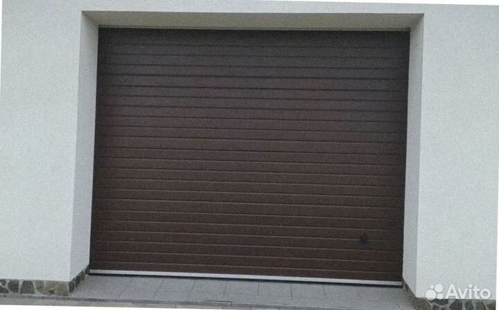 Подъемные гаражные ворота (секционные)