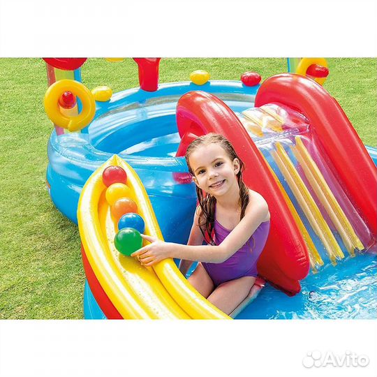 Надувной водно игровой центр с горкой