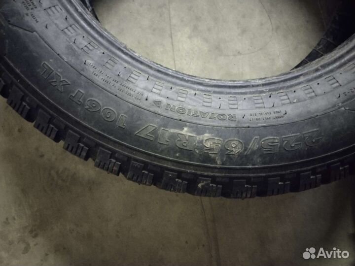 Nokian Tyres Hakkapeliitta 5 SUV 225/65 R17 109