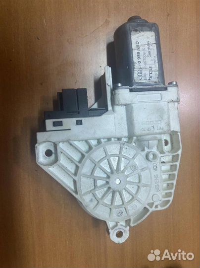 Моторчик стеклоподъемника Audi A6 C6