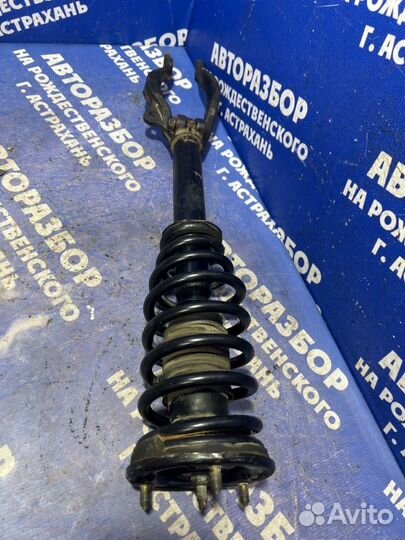 Передняя правая стойка амортизатора Mitsubishi