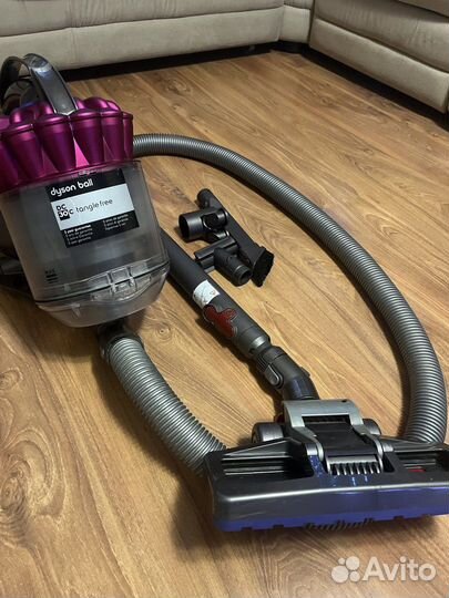Пылесос dyson
