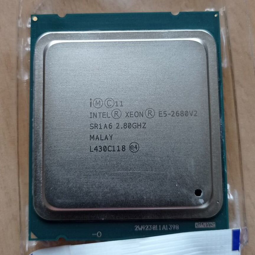 [SR1A6] Lga 2011 Xeon E5-2680v2 Склад 4 Шт Sr1a6