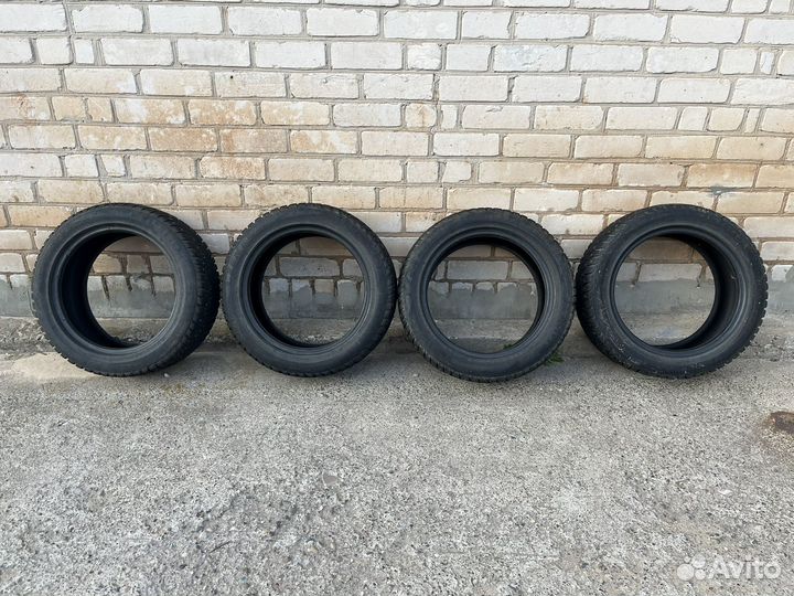 Kumho I'Zen KW22 225/50 R17