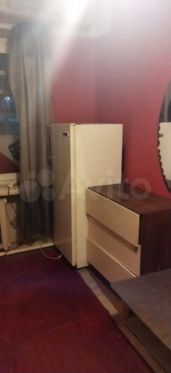 Комната 10 м² в 3-к., 1/2 эт.