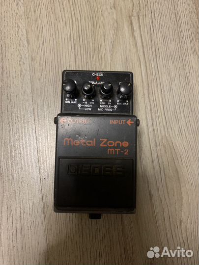 Гитарная педаль boss metal zone MT 2