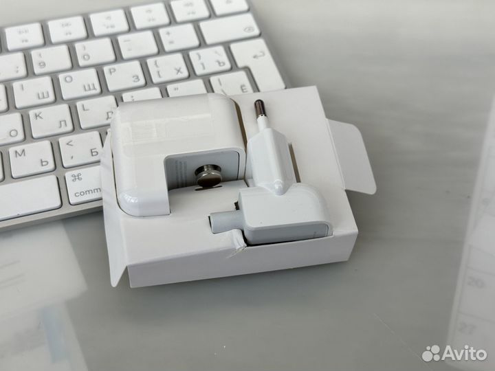 Адаптер питания apple usb 12W для iPad / iPhone