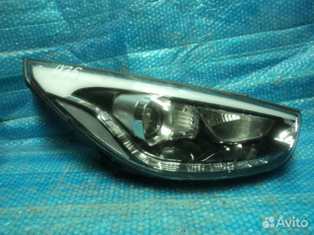 Фара Правая Hyundai ix35 ксенон с дхо 92102-2yxxx