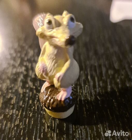 Игрушки из киндера