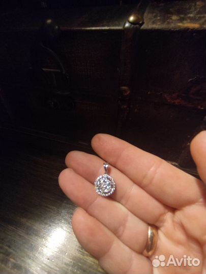 750 проба белое золото с бриллиантами