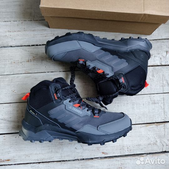 Кроссовки термо Adidas Terrex AX4 mid Gore-tex