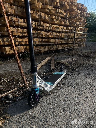 Трюковой самокат