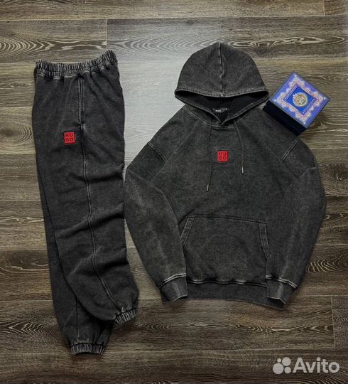 Спортивный костюм Hugo Boss варенка