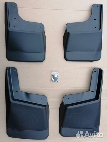 Новые брызговики (комплект) для Hummer H2