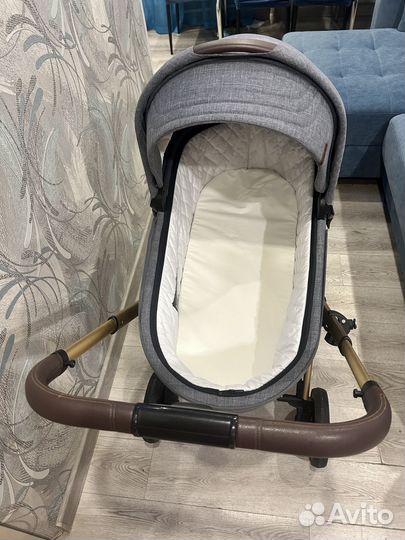 Продам модульную коляску Carello Epika 2 в 1