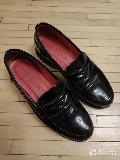 Мокасины-топсайдеры 39 -р,нат.кожа,лак,черные