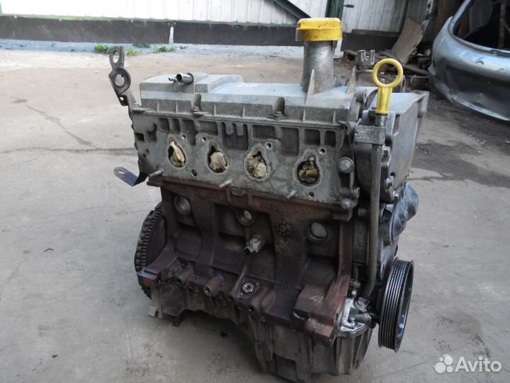 Двигатель K7J 710 1.4 Рено Логан Сандеро Клио
