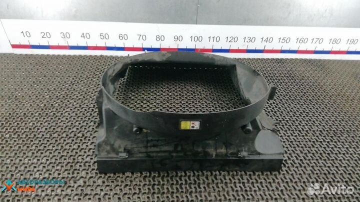 Диффузор вентилятора Land Rover Discovery 3 2008