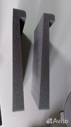 Подставки под студийные мониторы