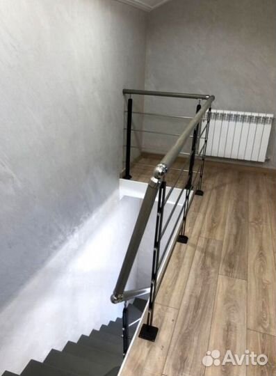 Прямая лестница на металлокаркасе