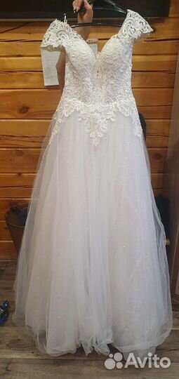 Свадебное платье 42 44 новое