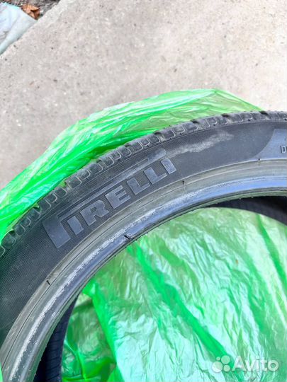 Pirelli Winter Sottozero 270 Serie II 265/35 R19 и 235/40 R19