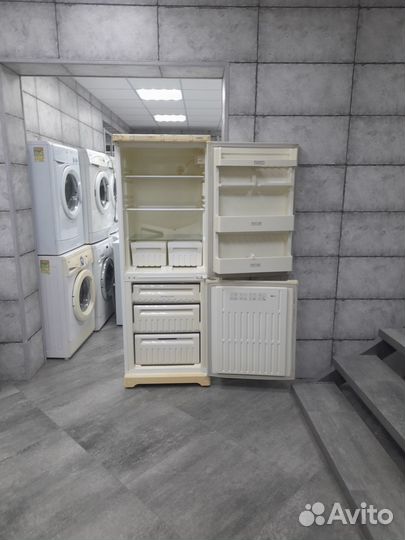 Холодильник Stinol 101 L