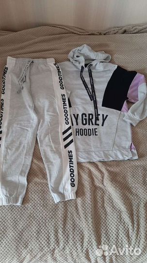 Спортивный костюм для девочки