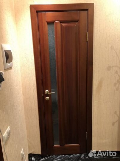 Дверь, дерево