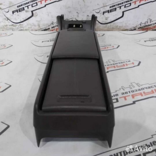 Подлокотник toyota chaser cresta mark II GX90 JZX9