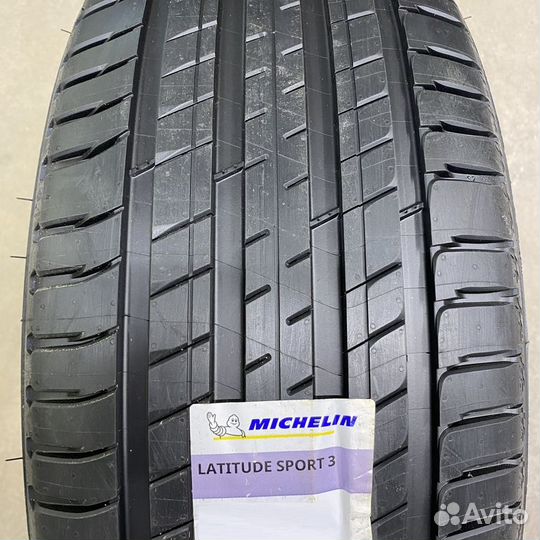 Michelin Latitude Sport 3 295/35 R21 Y