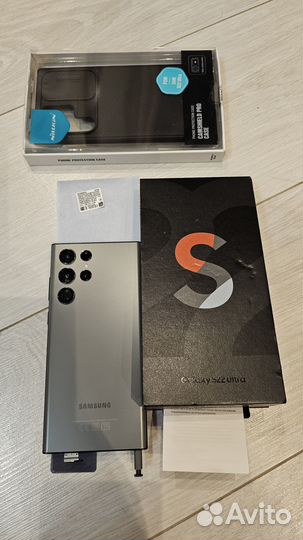 Samsung Galaxy S22 Ultra, 12/256 ГБ