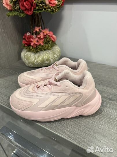 Костюм Adidas и Кроссовки Adidas 28 для девочки