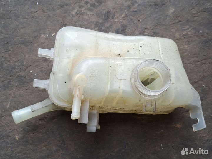 Расширительный бачок renault fluence
