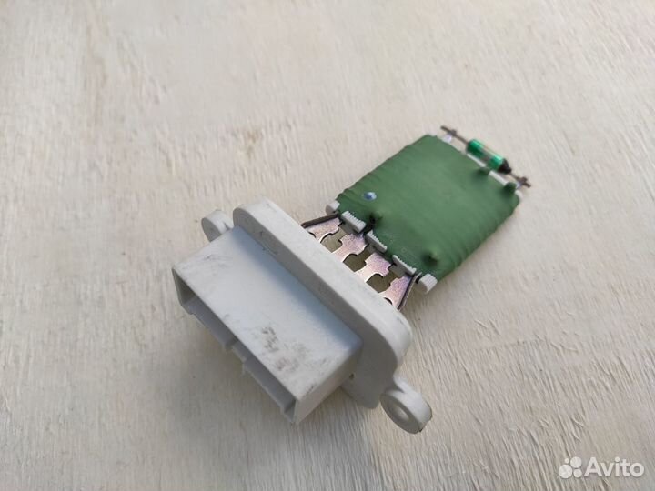 Резистор печки салона на Opel Meriva A